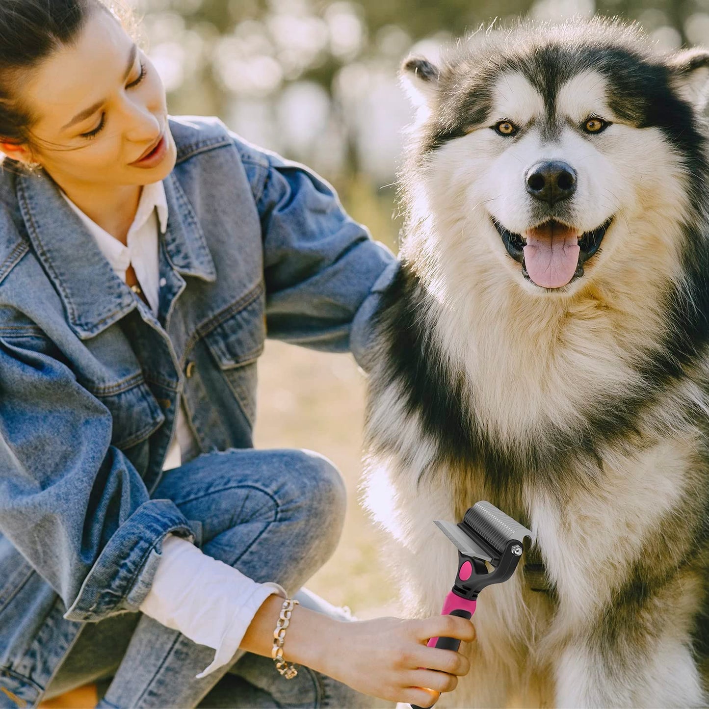 Transform Your Pet's Grooming Routine with the 2-in-1 Ultimate Dog and Cat Brush - The Perfect Deshedding Tool for Mats, Tangles, and Shedding!